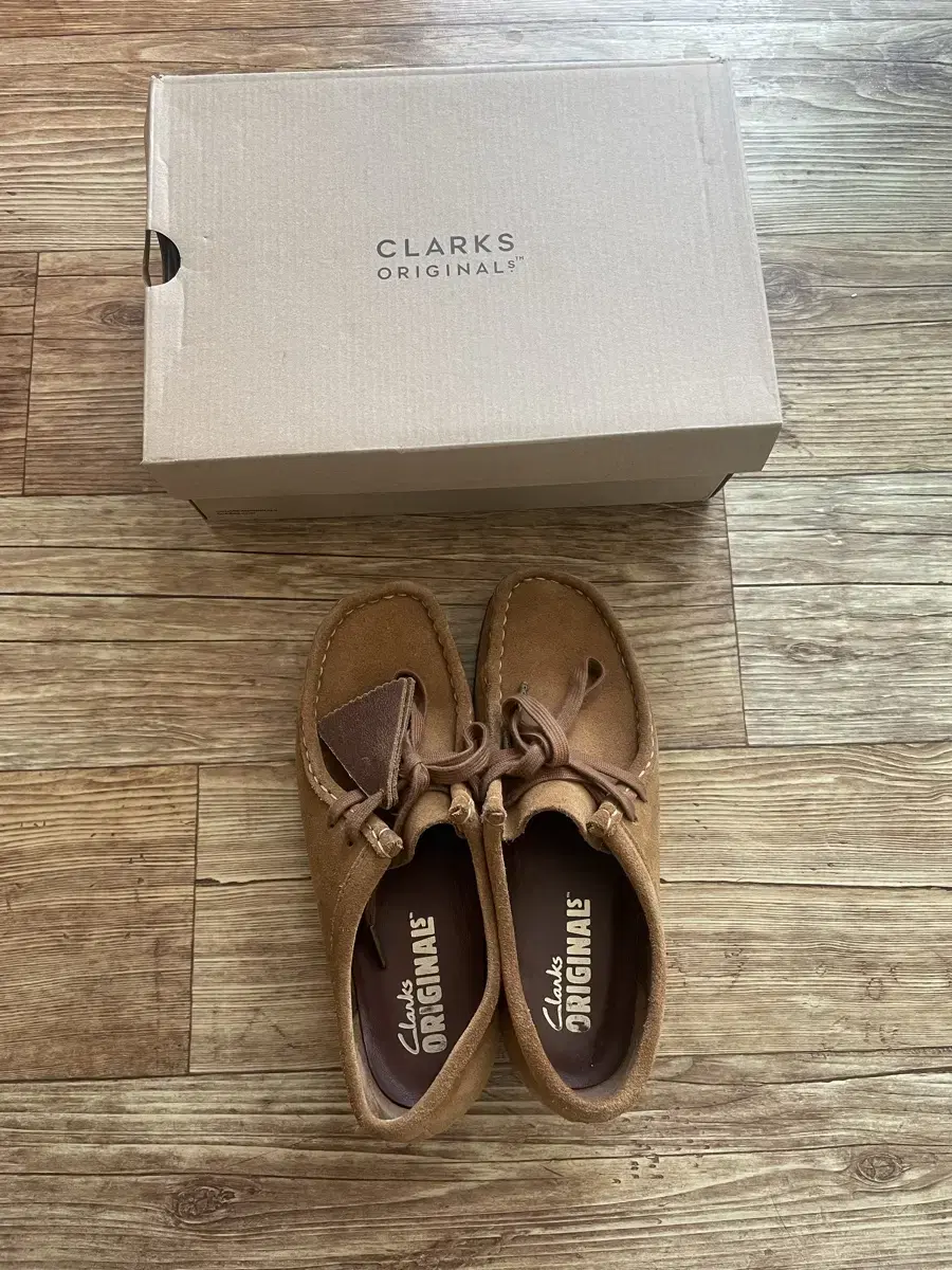 Clarks Wallabee Cola 클락스 왈라비 콜라(240)