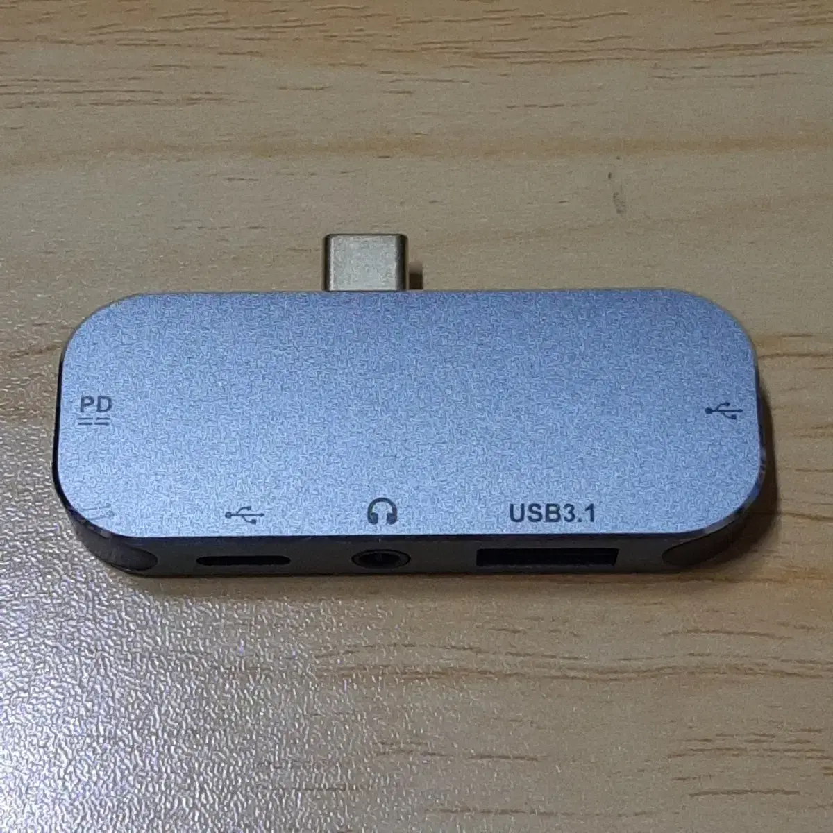 USB C타입 확장기 (PD+C타입+3.5mm+USB3.1+USB2.0)