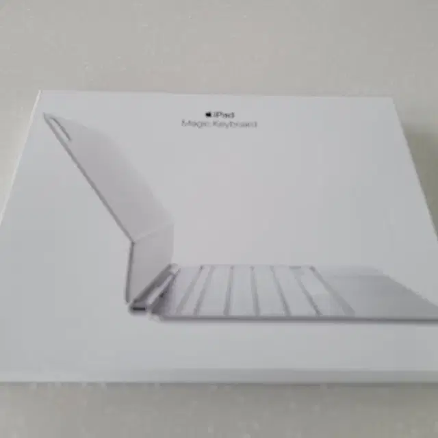 Apple 매직 키보드 M4 iPad Pro 11 모델용 화이트