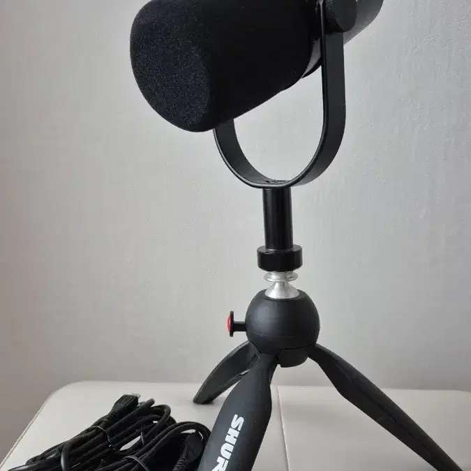 슈어MV7 podcast kit USB/XLR 하이브리드 다이나믹 마이크