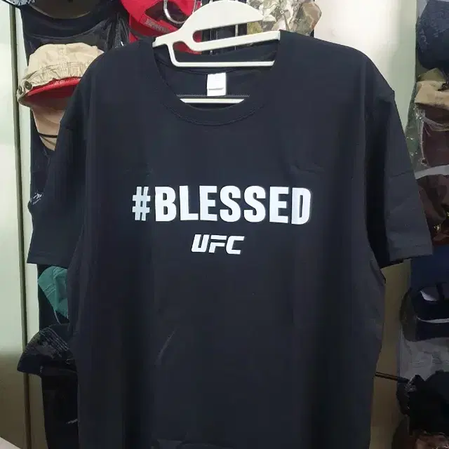 새상품)맥스 할로웨이 "Blessed" UFC 반팔져지 XL