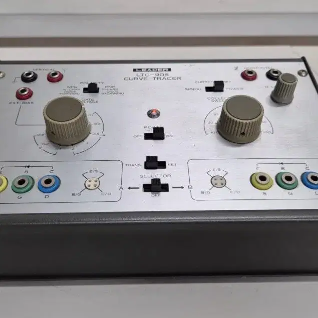 LEADER LTC-905 CURVE TRACER