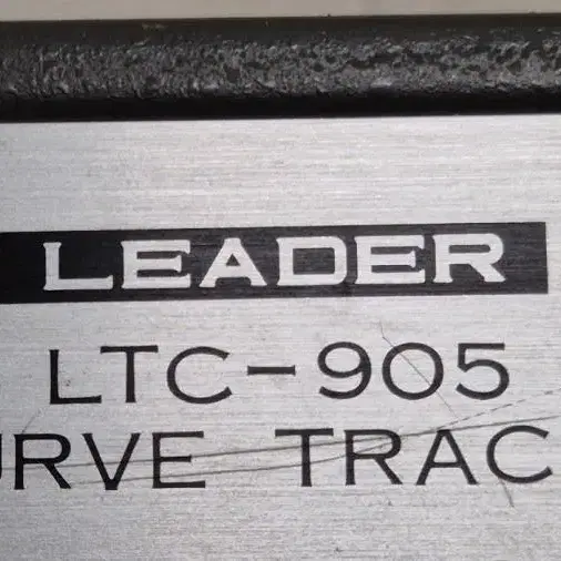 LEADER LTC-905 CURVE TRACER