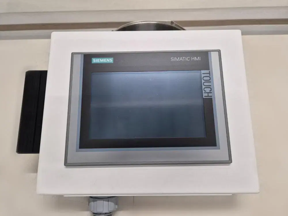 SIEMENS SIMATIC HMI TP700 Comfort