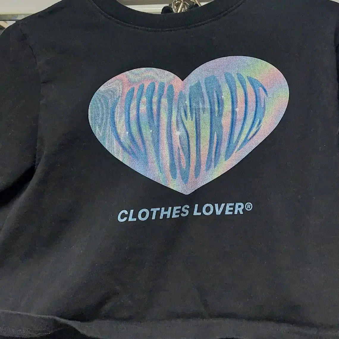 러브이즈트루  LVG HEART CROP T 블랙 검정색 크롭티 반팔