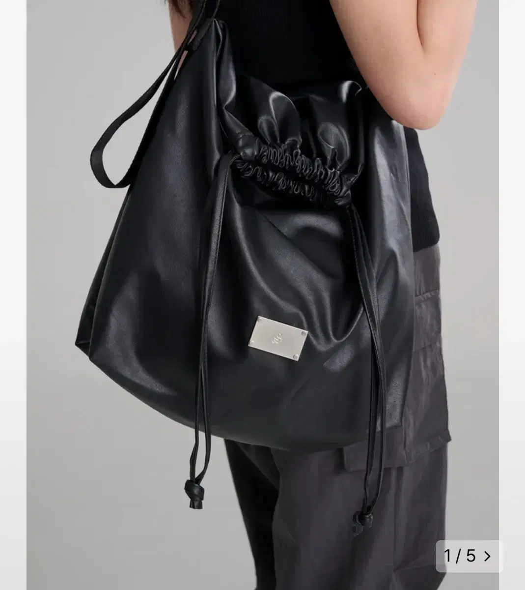 샐러드볼즈 LEATHER CITY CROSS BAG [BLACK]