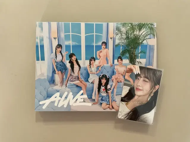 아이브 alive 초회생산한정판A 안유진