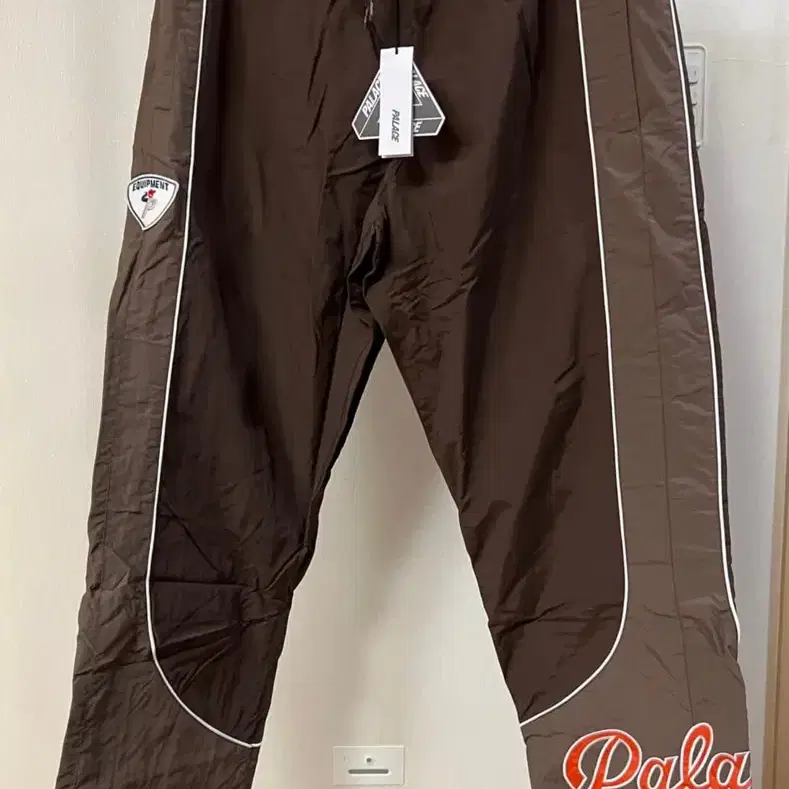 (새상품/XL)Palace Sport Mit Brown