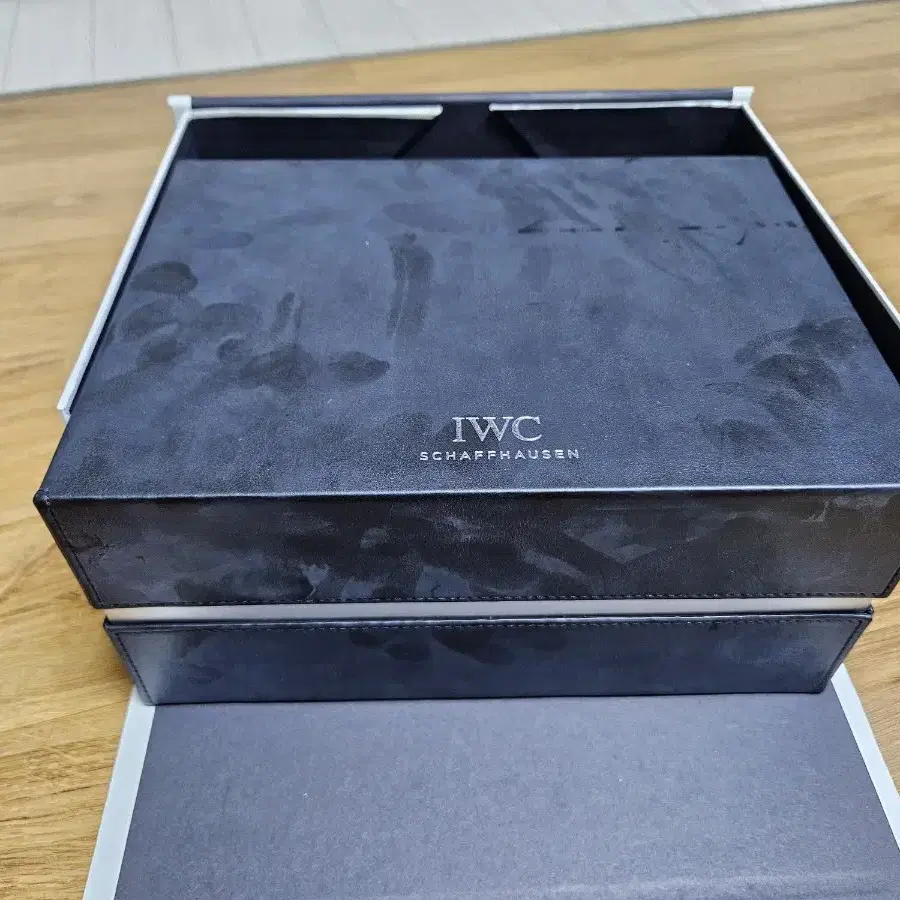 IWC  한정판