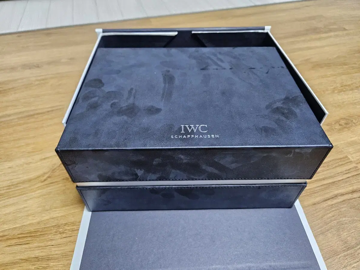 IWC  한정판