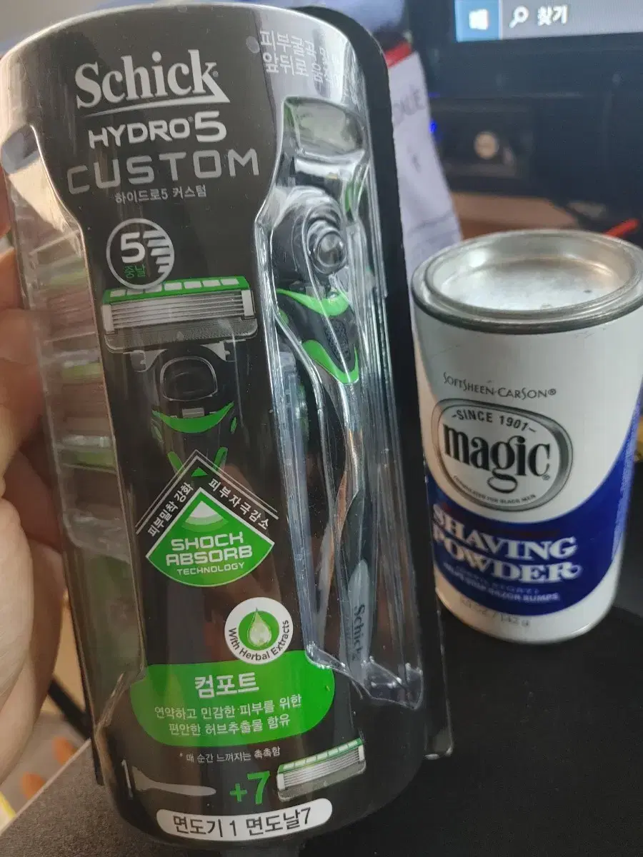 쉬크면도기+쉐이빙파우더  HYDRO5 미사용