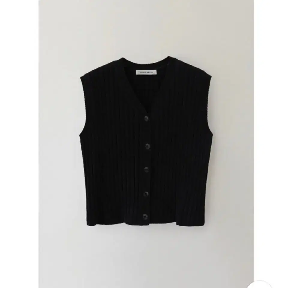 낫띵리튼 Bella vest (Black)