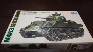 1/35 미국 M4A3 셔먼
