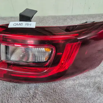 # Samsung QM6 passenger side LED tail light for sale. #QM6,#QM6후미등,#조수석 ...