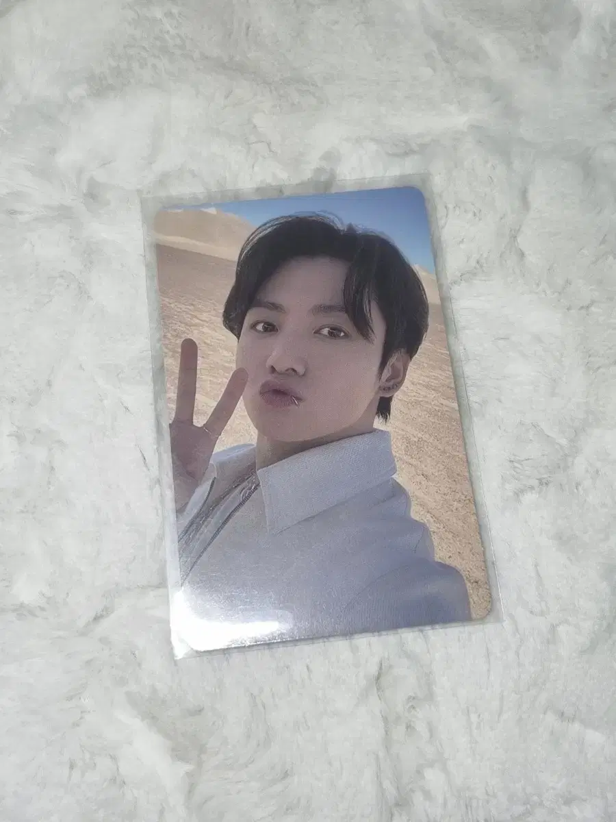 BTS Proof weverse pre-order benefit jungkook photocard sell WTS