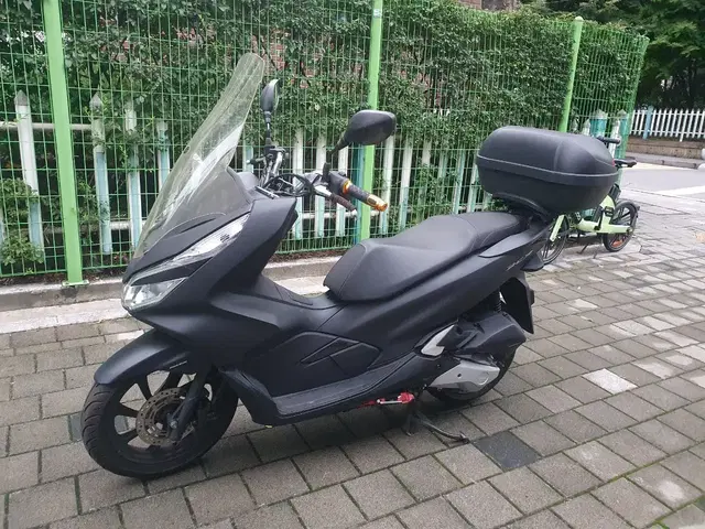 서울 혼다 더뉴 20년식 pcx 125 판매합니다