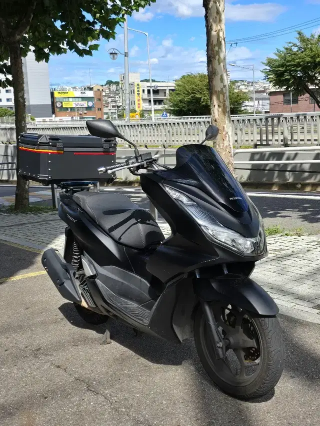 21년식 PCX125 ABS모델 배달세팅 팝니다.