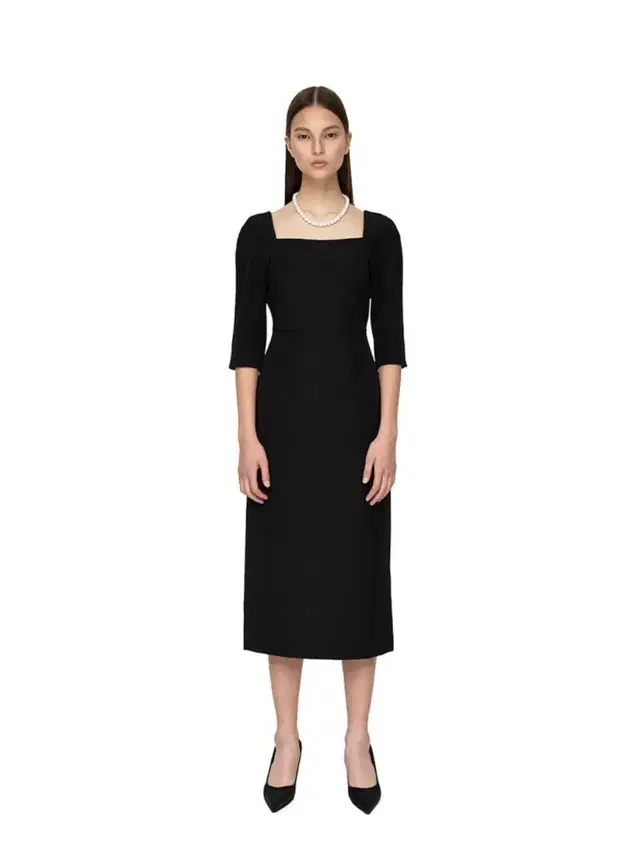 버뮬라. SQUARE NECK DRESS (BLACK)