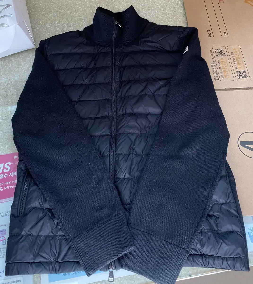 23/24FW Moncler Knit Padded Black L