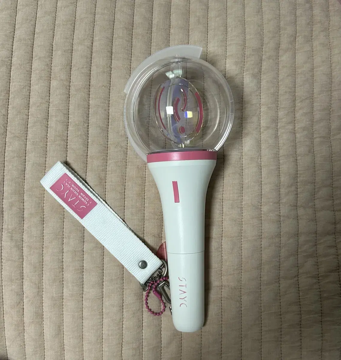 Wink wand + strap + pow + photocard