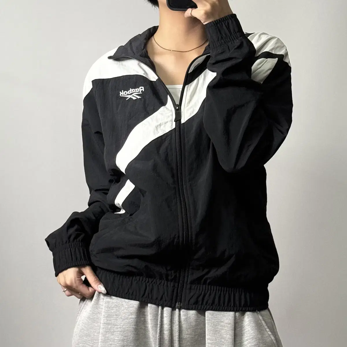 Reebok Colorblocked Windbreaker Oreo Black White Black S [092204]