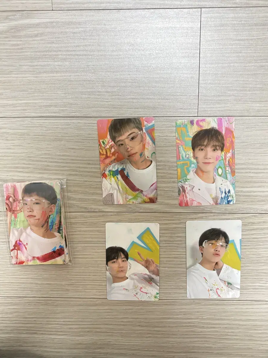 Bulk seventeen hoshi seungkwan jeonghan hot feathersun carat vahn paints photocard