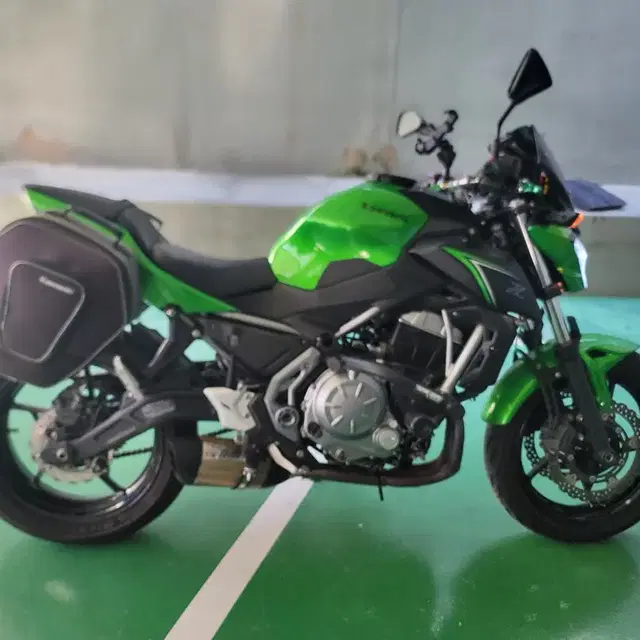 17년식 z650 39.000 km 블박 경정비완료 구변차량 판매