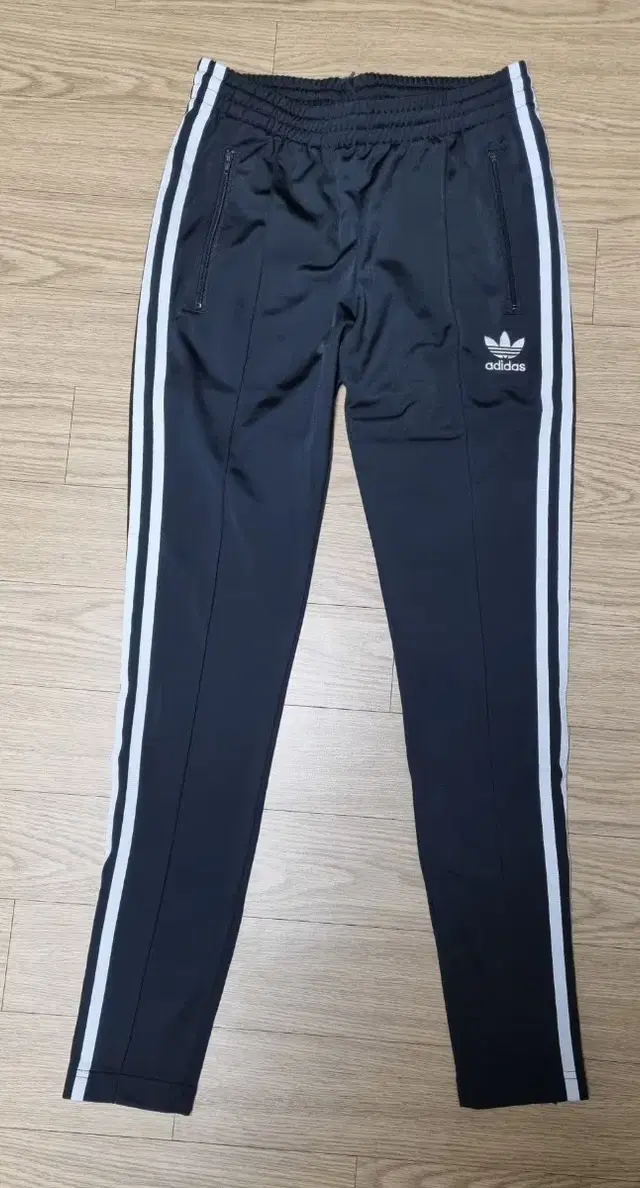 adidas 아디다스 SST TP 슈퍼스타 트랙팬츠, 트레이닝 바지 85