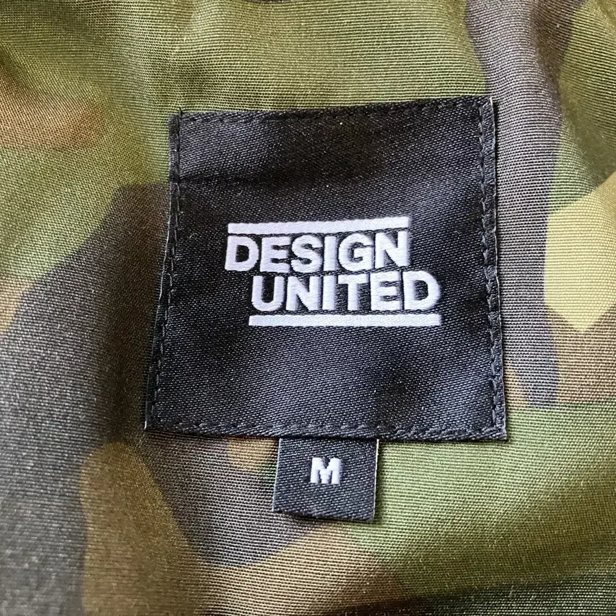 2 디자인 유나이티드(DESIGN UNITED) 조끼 패딩 95(M)