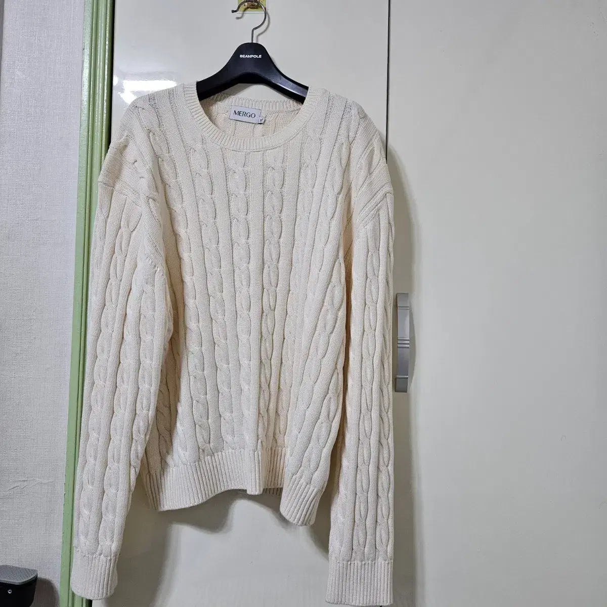 Mergo Cotton Round Neck Cable Knit [Ivory]