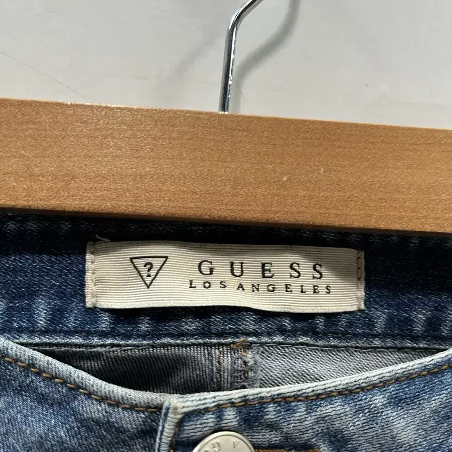 30 GUESS 게스 스판 데님 청바지 정품