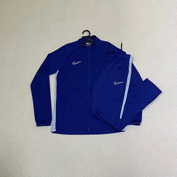 M Nike Training Wear Set N.496