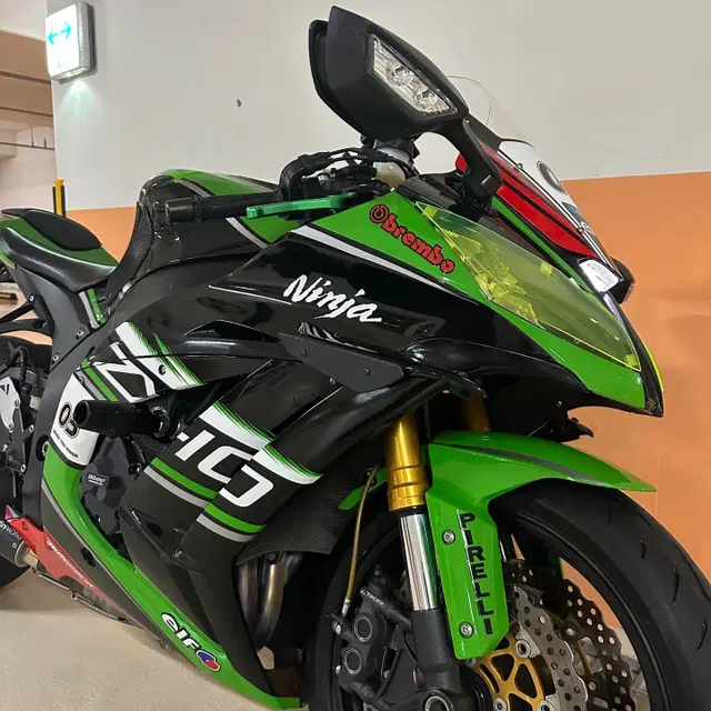 14년식 가와사키 닌자 ZX-10R 3.5만키로 오스틴풀 구변환검 최저가