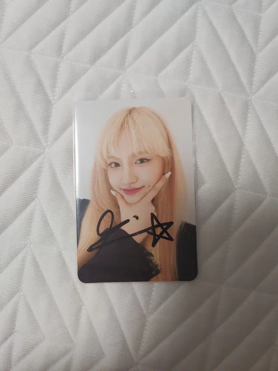 Liz sign photocard sell sign photocard sappho