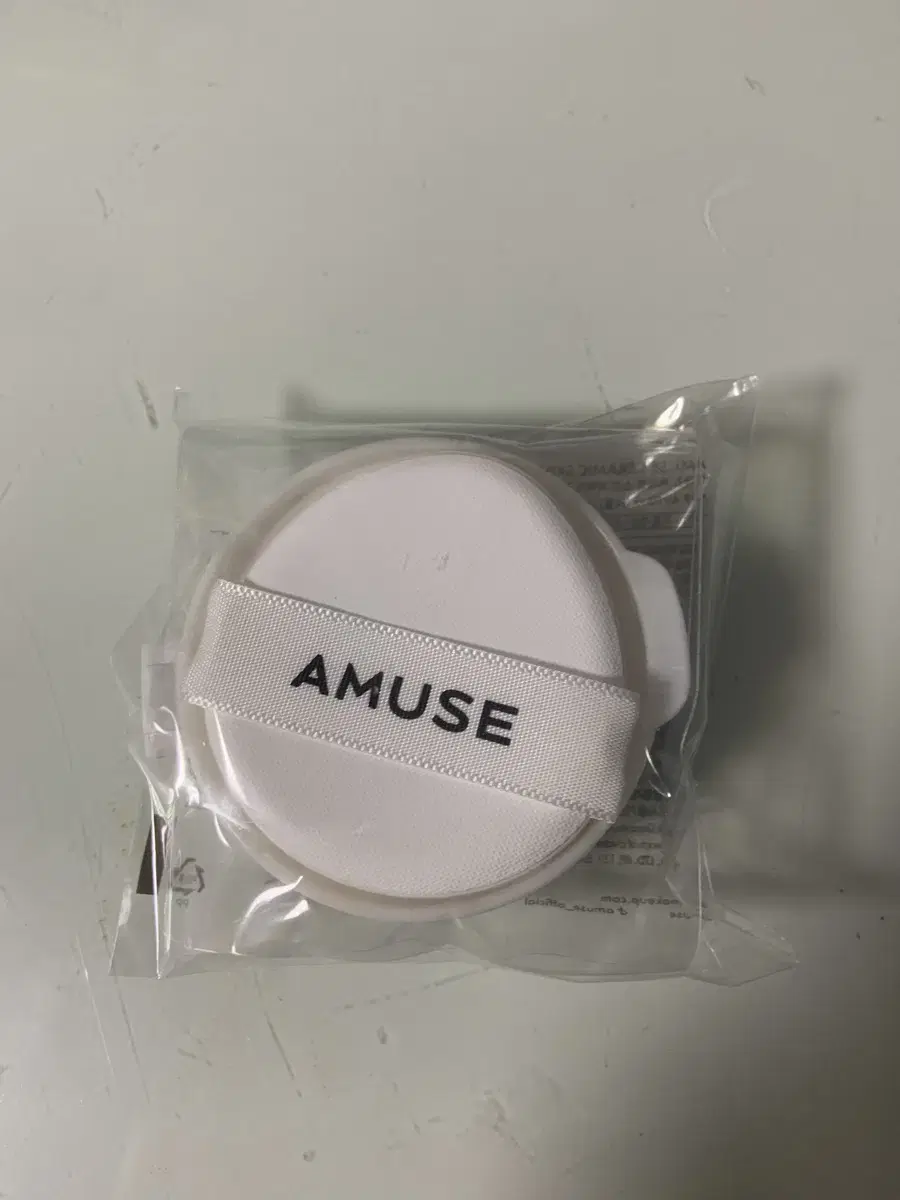 Sealed Amuse Ceramic Cushion Refill 01 Porcelain