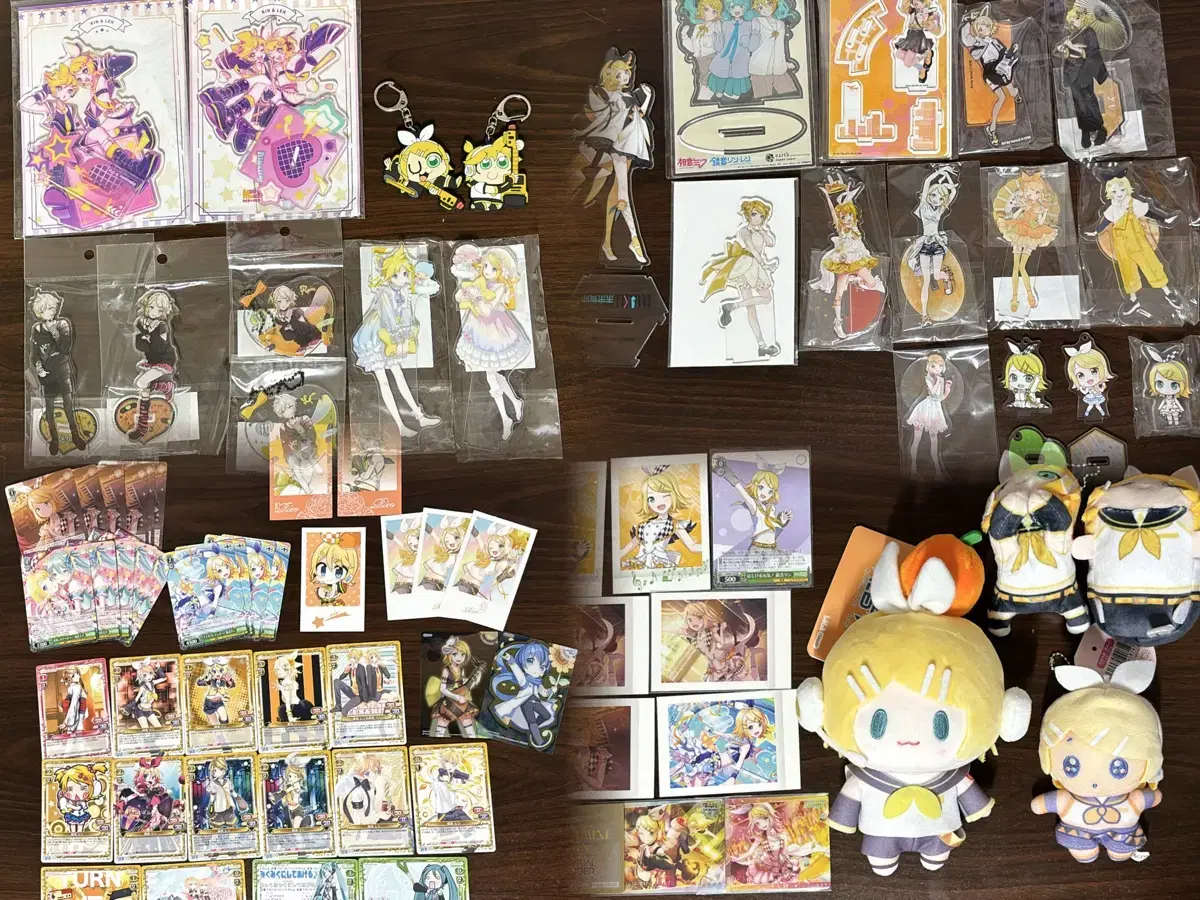 Sell Vocaloid goods zuu Kagamine Rin in bulk