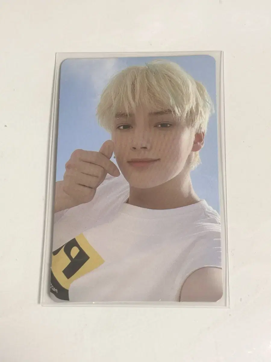 Tomorrow X Together txt hueningkai Paoi Weverse Pre-Order Benefit photocard Transfer