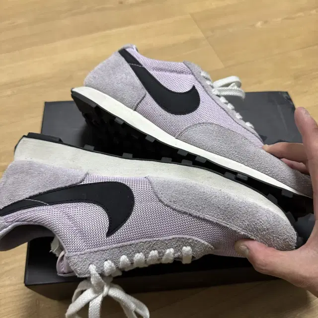 나이키 nike 데이브레이크 라벤더 미스트 275