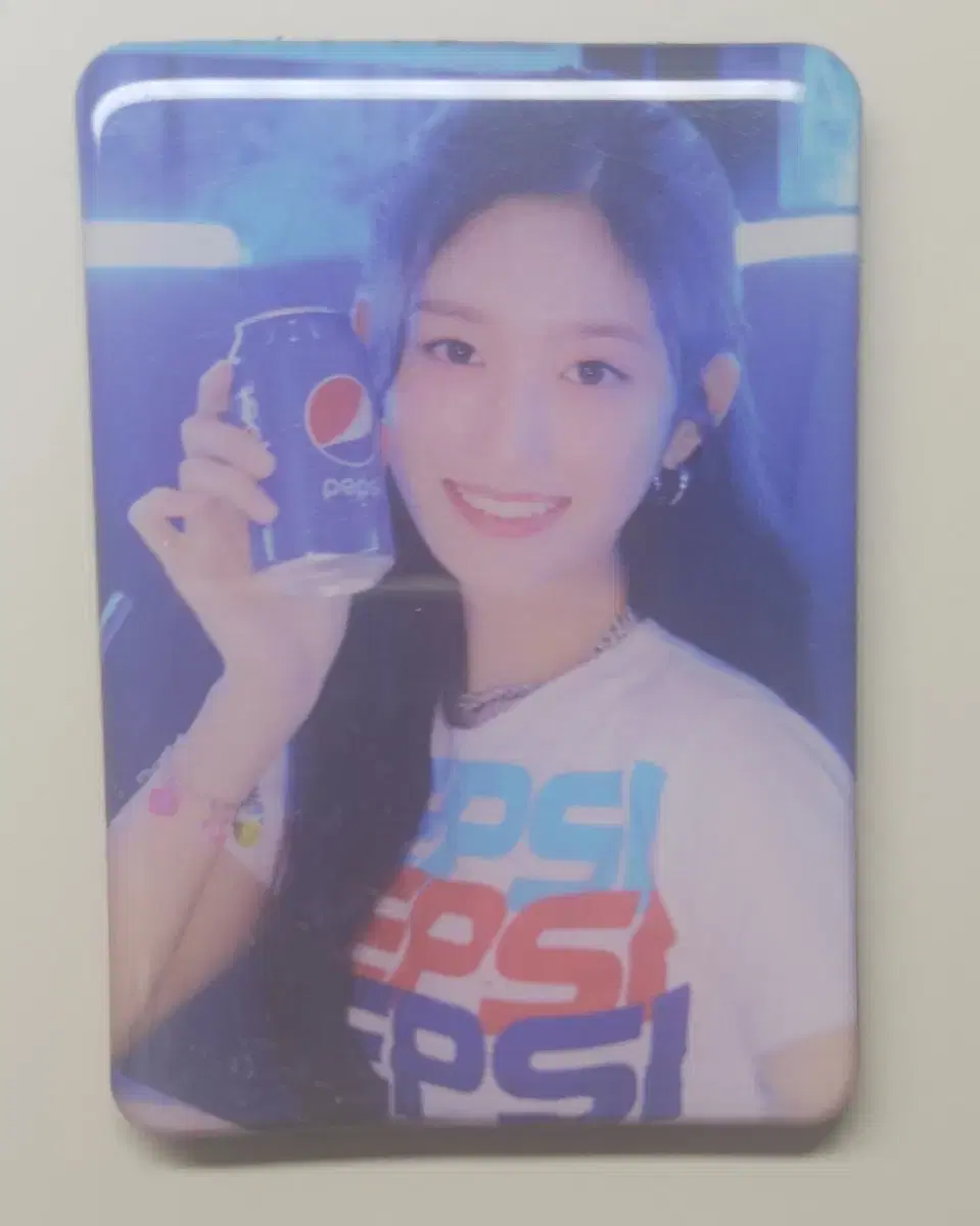 Ive got a pepsi magnet leeseo for sale!wts(lowest price)