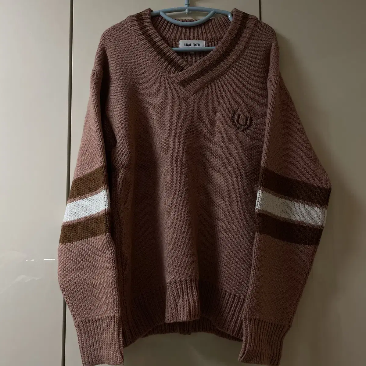 Annuloid Knit