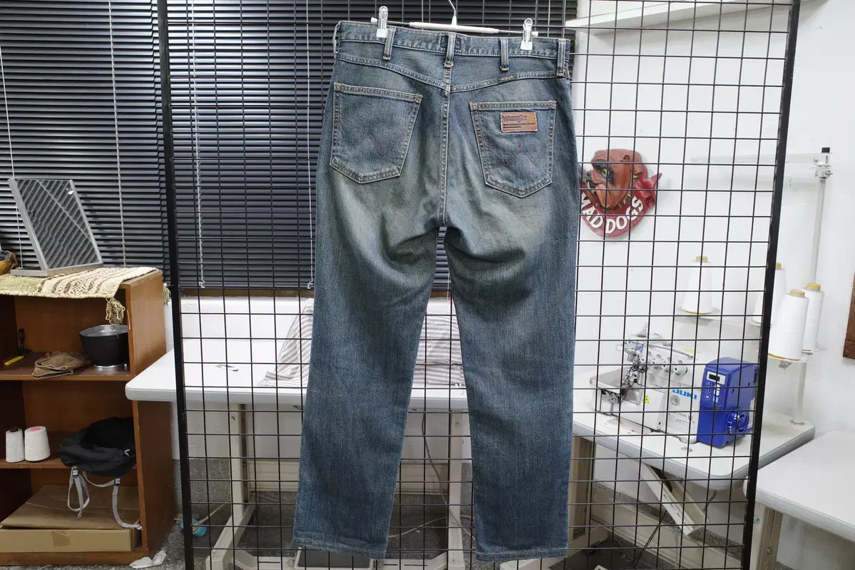 WRANGLER denim pants,