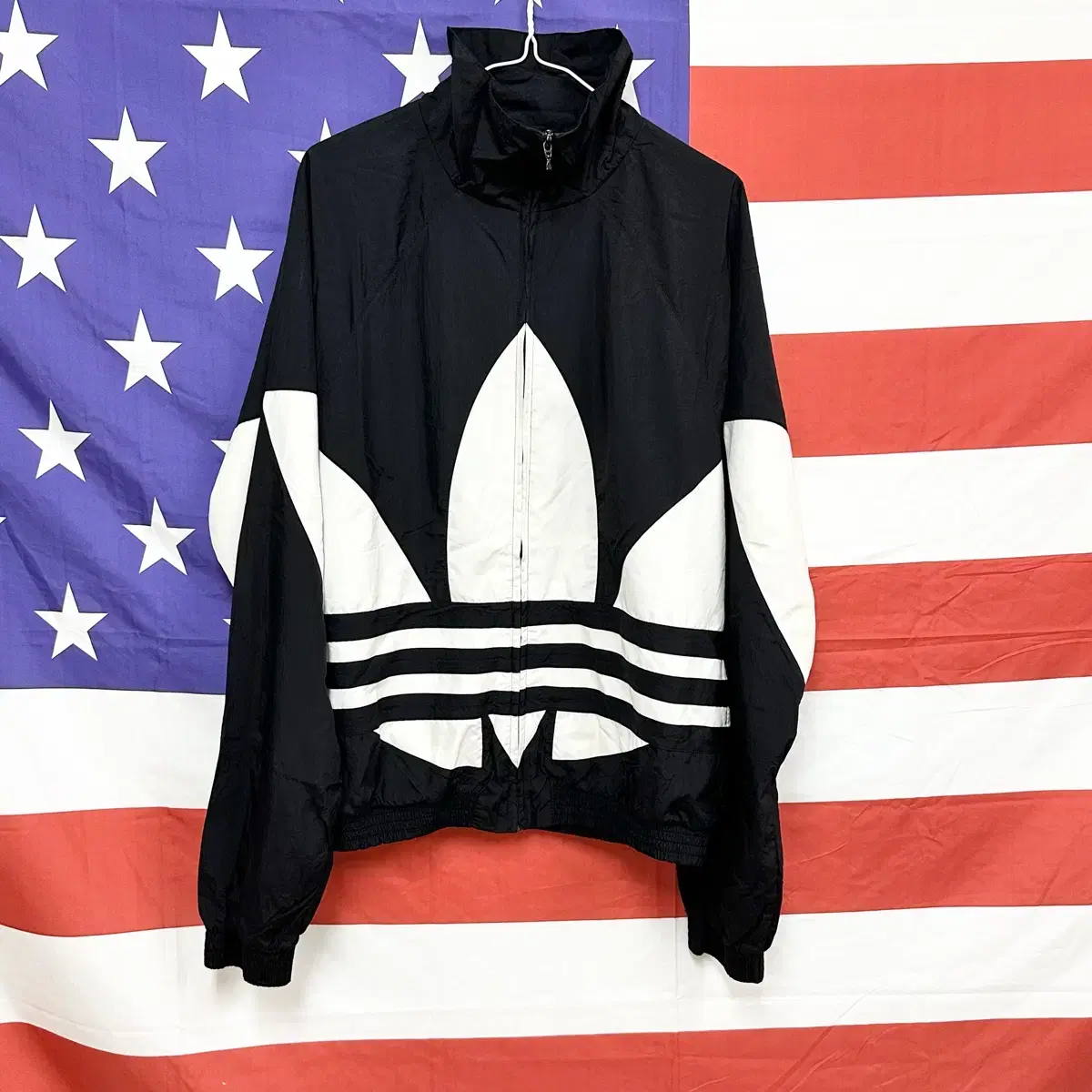 117. Adidas Trefoil Anorak Windbreaker M 100