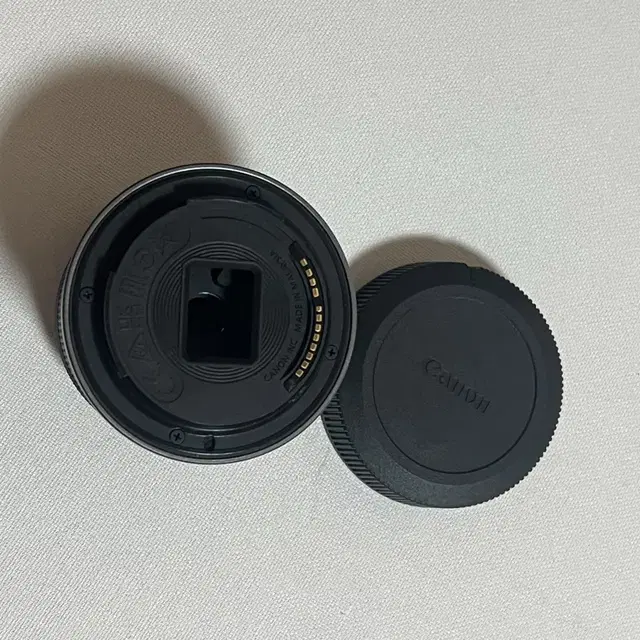 캐논 RF-s 18-45mm 렌즈