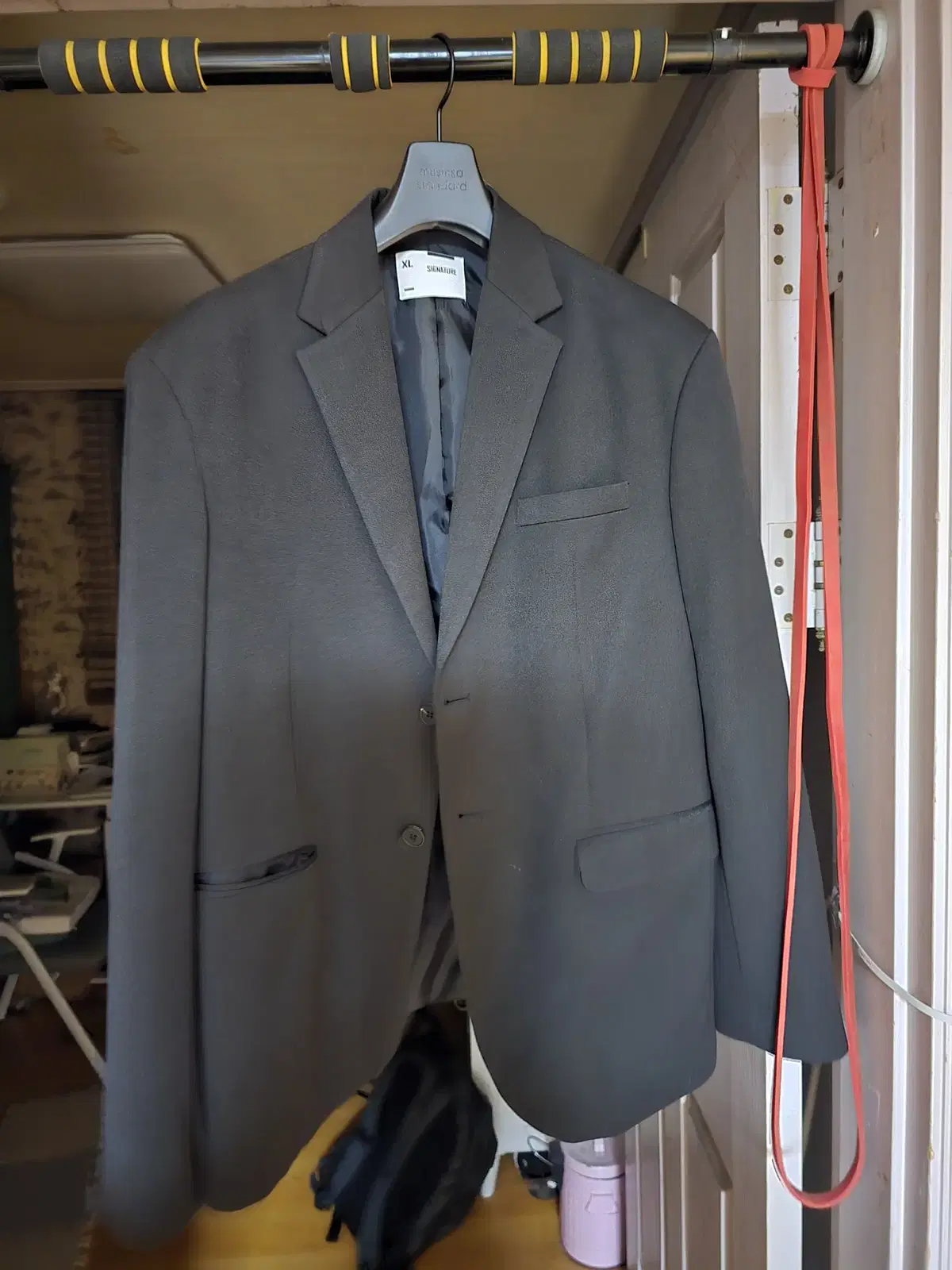 Signature blazer size XL, never used