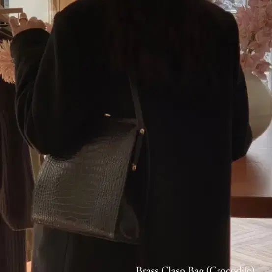 [풀박스] 얼바닉30 brass clasp bag 원가 485,000