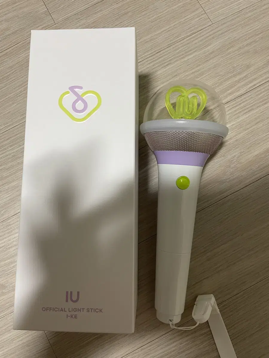 IU lightstick Ike version3