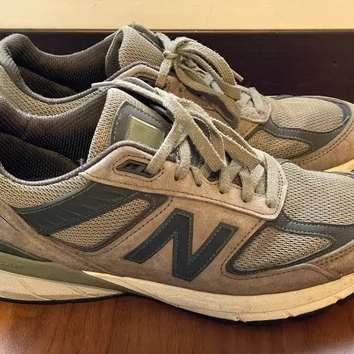 뉴발란스 990 v5 메이드 인 USA 카키 new balance 990