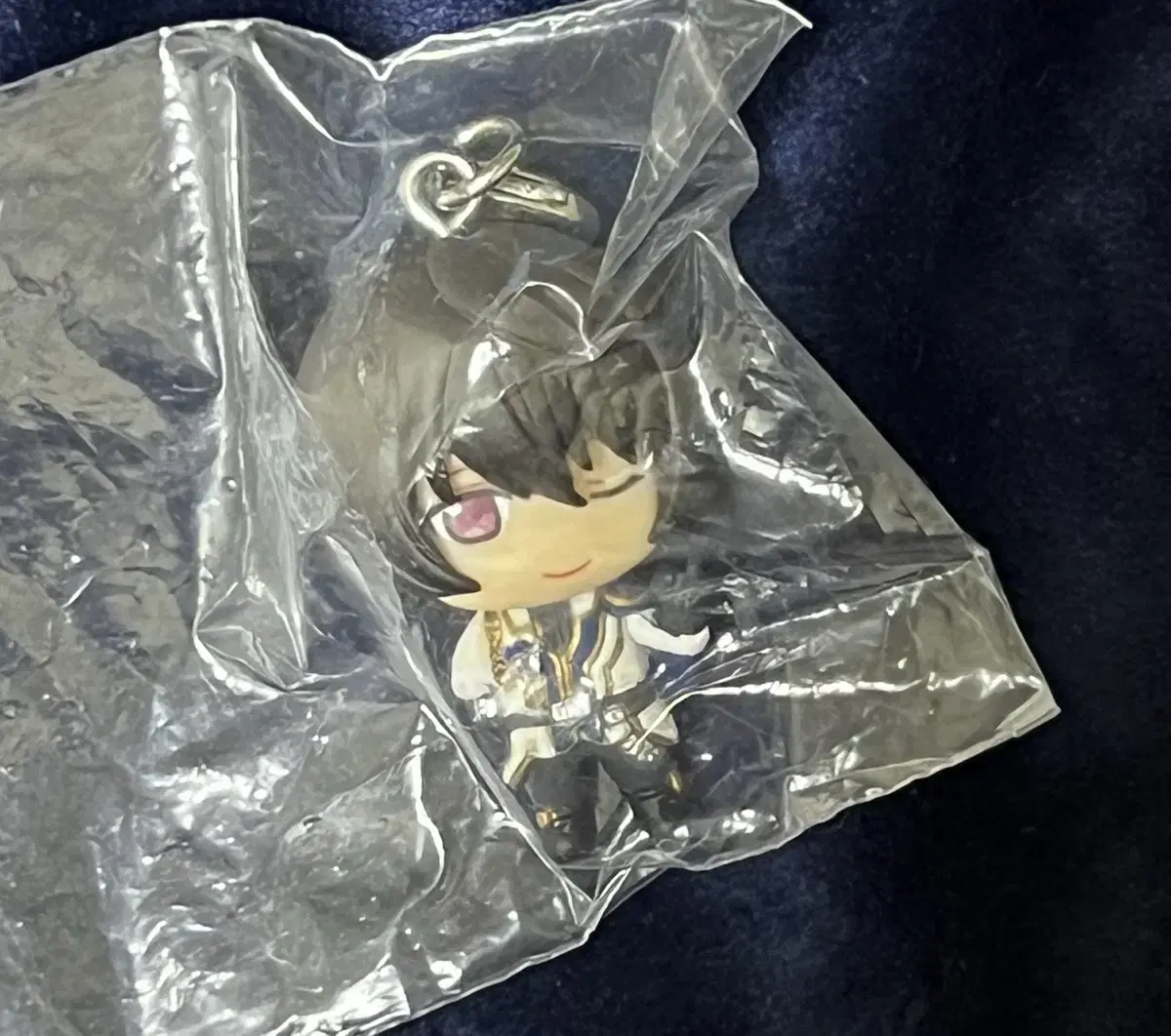 Angsta Karakore keyring Ritz