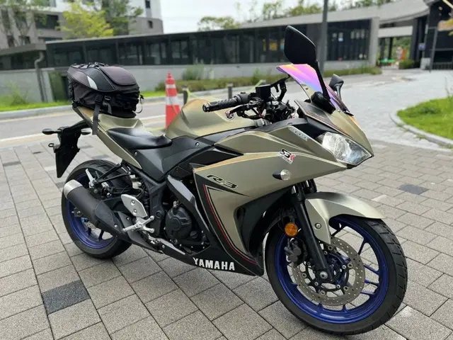 야마하 yzf r3 18년식 abs 무슬립무사고 팝니다