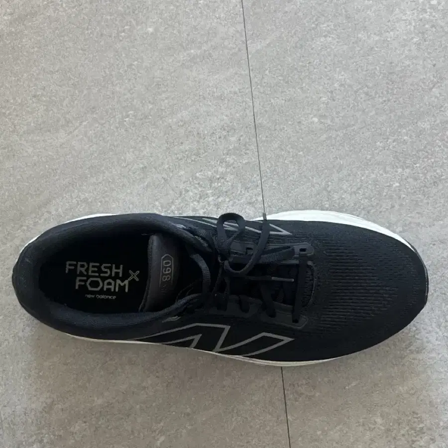 [US] Mens New Balance Fresh Foam X 860v1